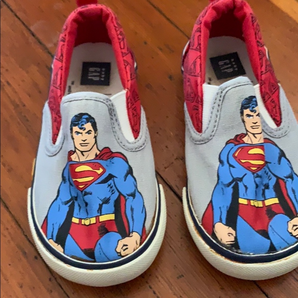 Superman shoes size 7 toddler